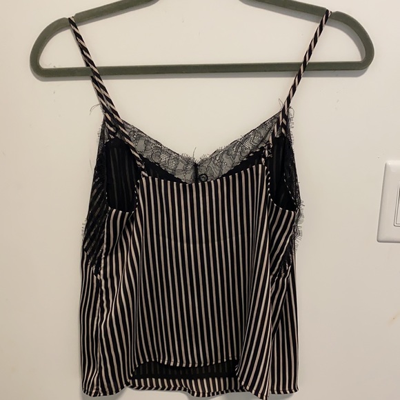 Dynamite Silk Lace Tank top - Picture 3 of 3
